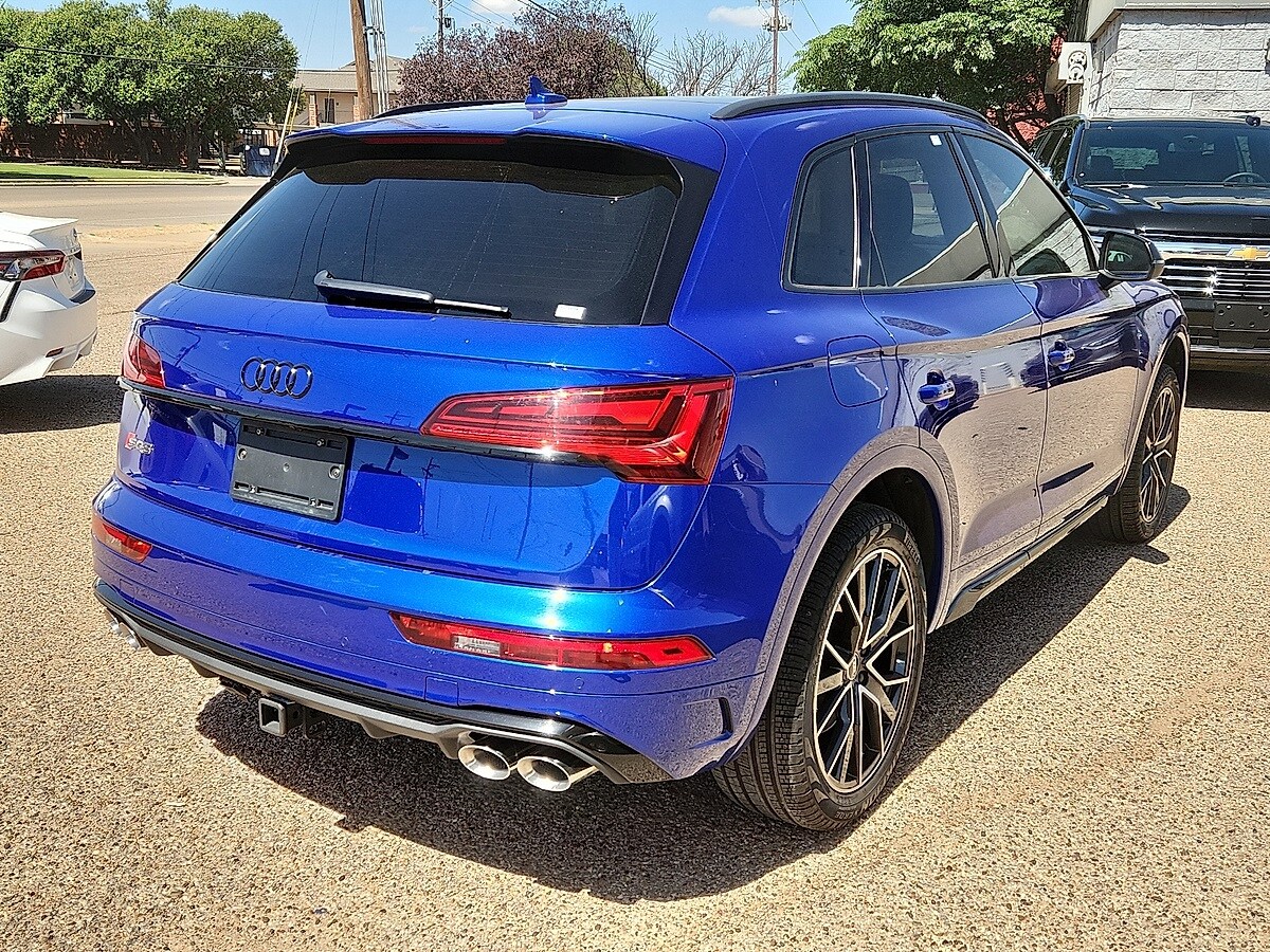2021 Audi SQ5 Premium Plus photo 3