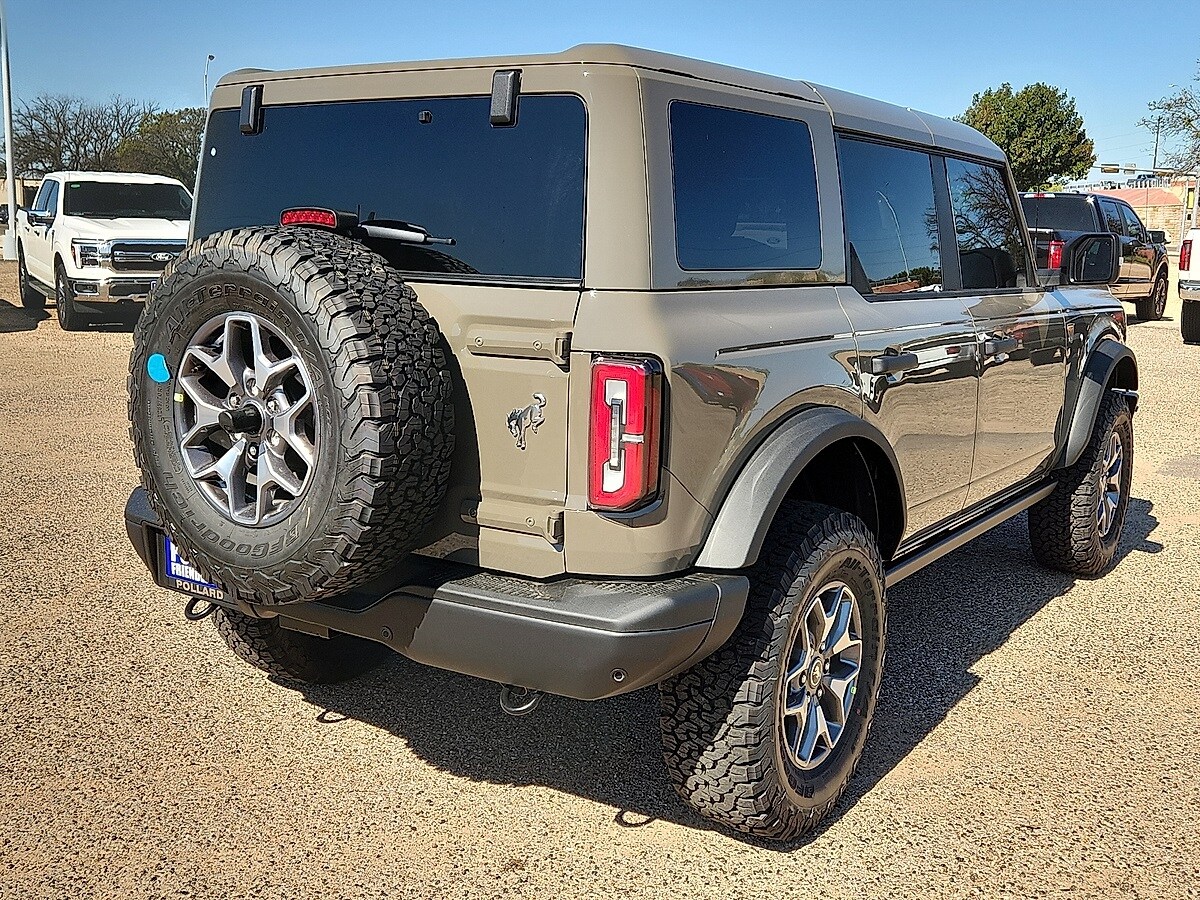 2025 Ford Bronco Badlands photo 3