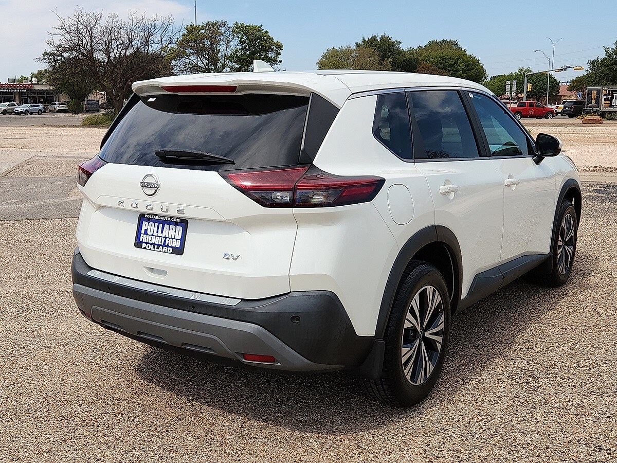2023 Nissan Rogue SV photo 2