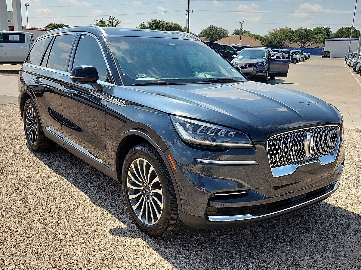 2022 Lincoln Aviator Reserve photo 4