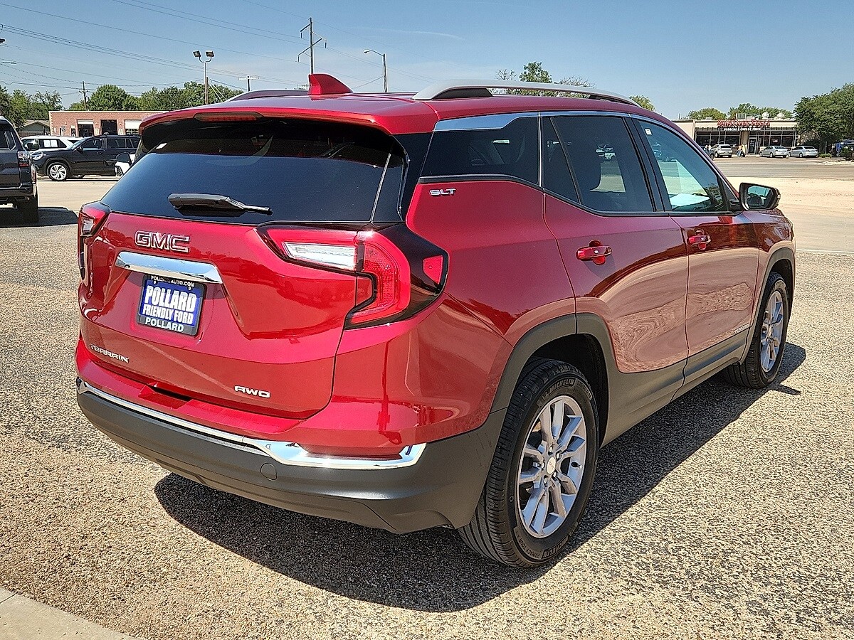 2023 Gmc Terrain SLT photo 3