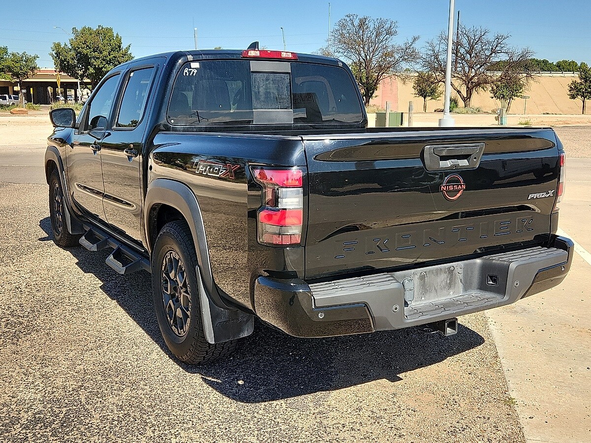 2023 Nissan Frontier PRO-X photo 2