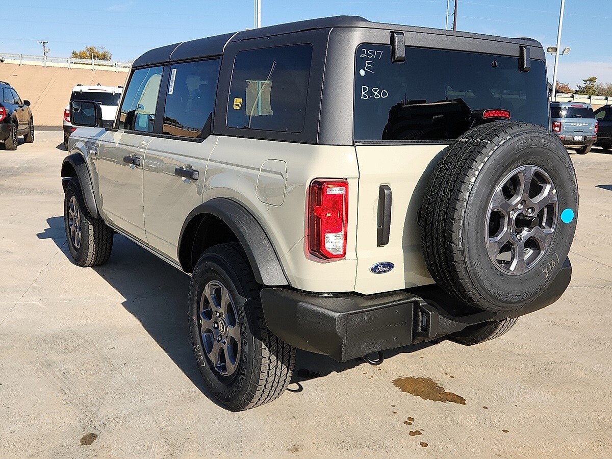 2025 Ford Bronco Big Bend photo 2