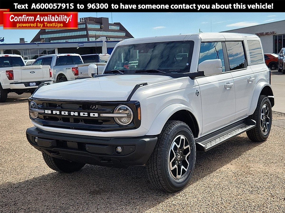 2025 Ford Bronco 4-Door Outer Banks's photo