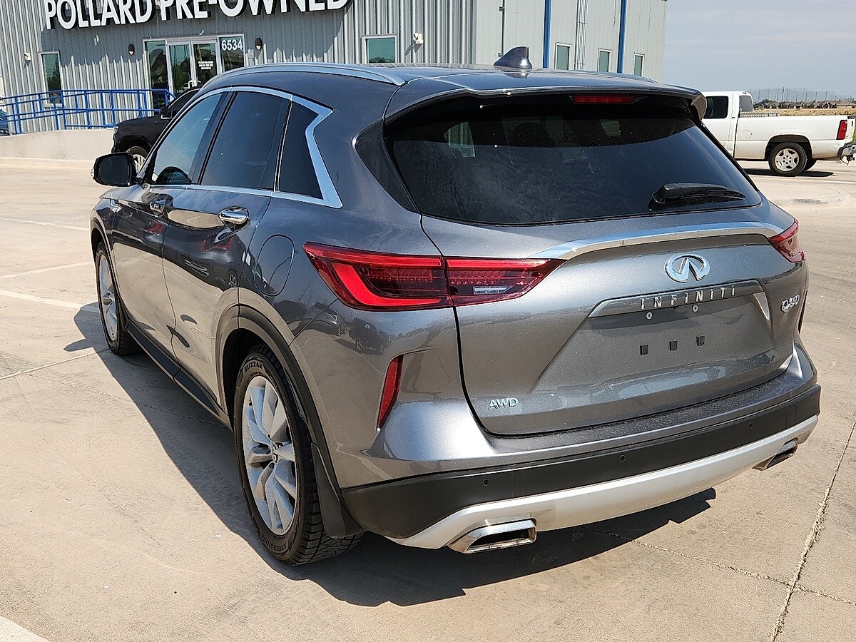 2019 Infiniti QX50 Essential photo 2