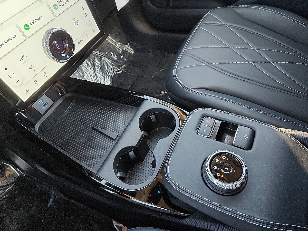 2024 Ford Mustang Mach-E Select - Photo 12