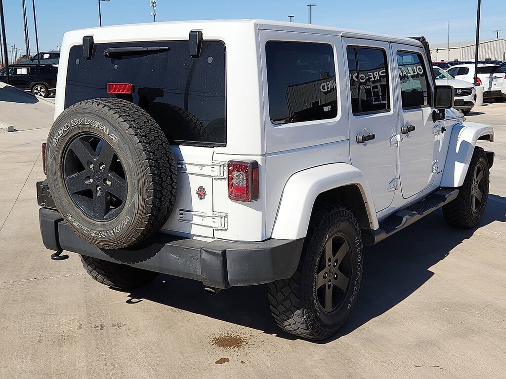 Used 2015 Jeep Wrangler Unlimited Sahara 4x4 SUV