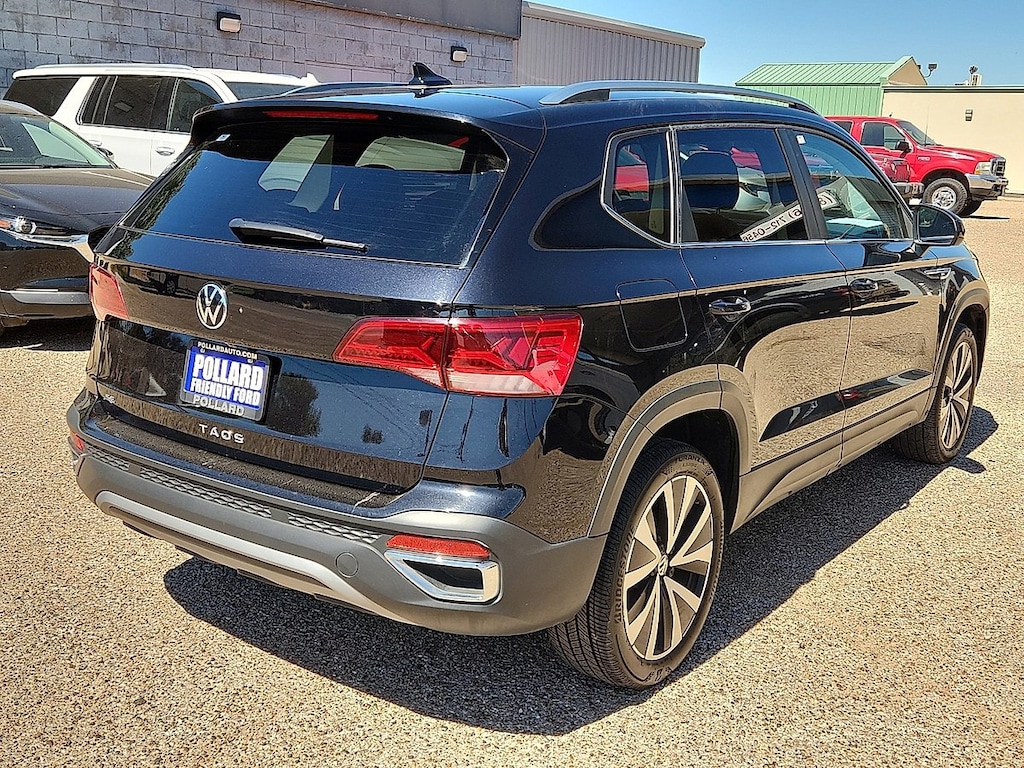 Used 2024 Volkswagen Taos 1.5T SE SUV
