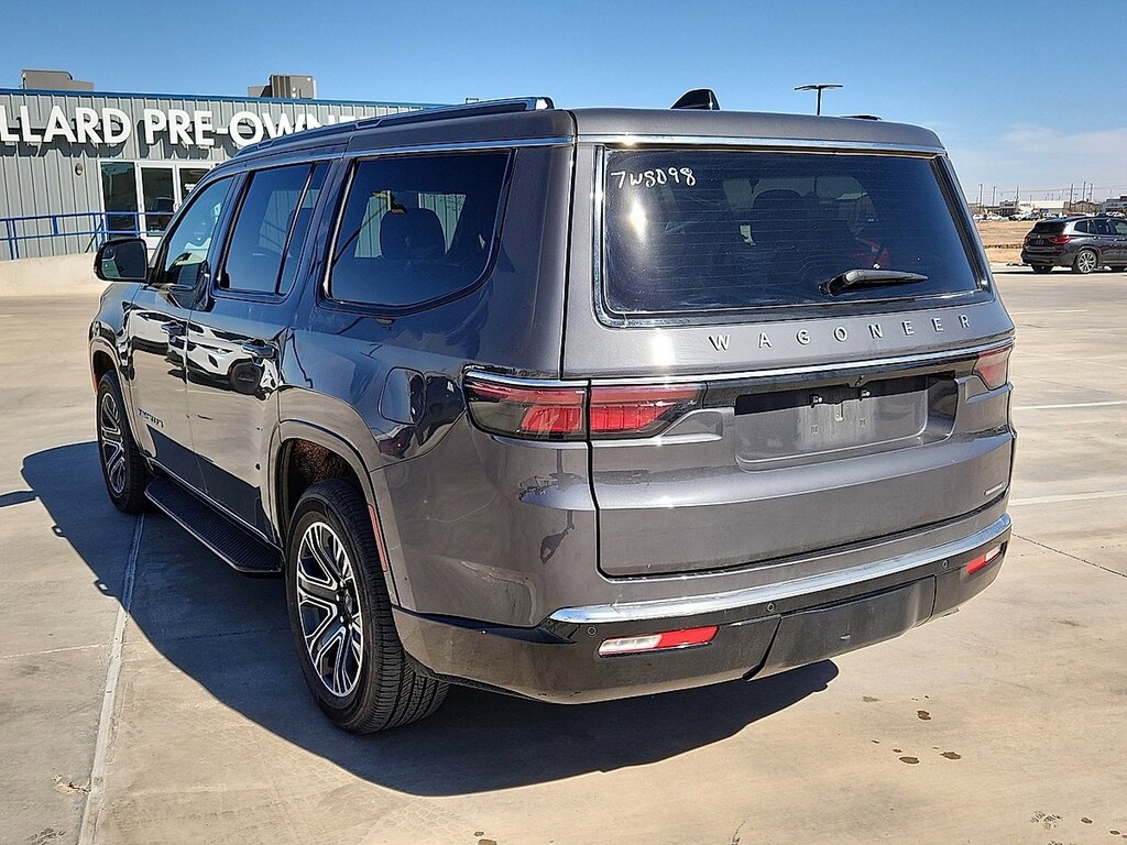 Used 2024 Jeep Wagoneer Series II SUV