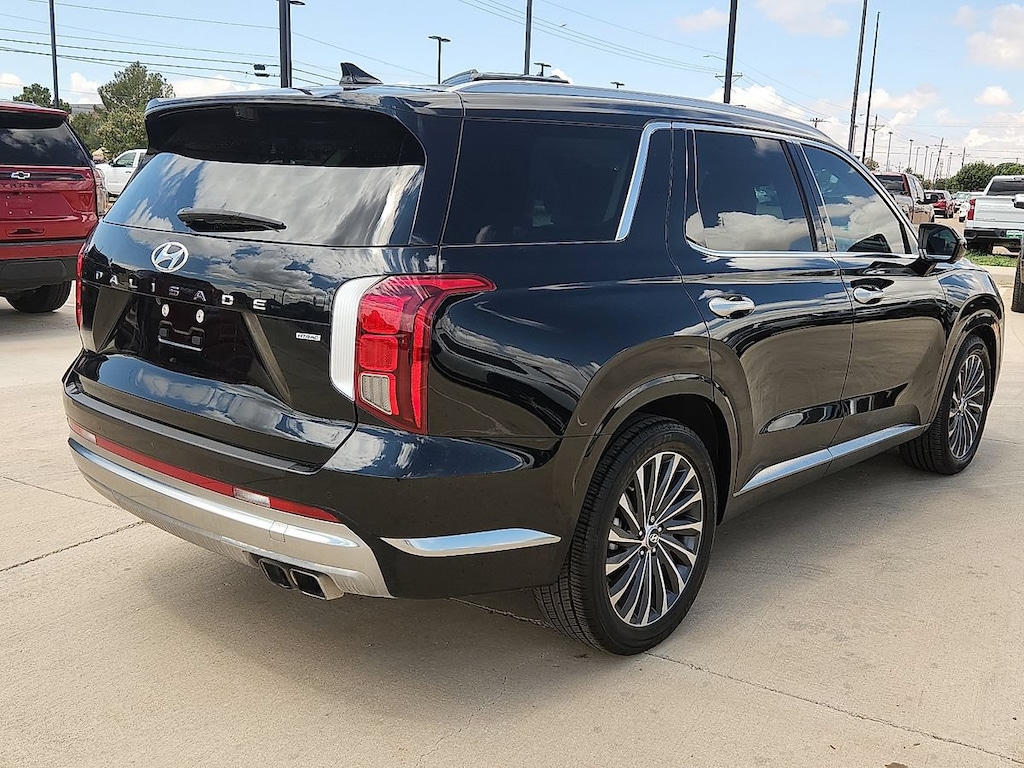 Used 2024 Hyundai Palisade Calligraphy SUV