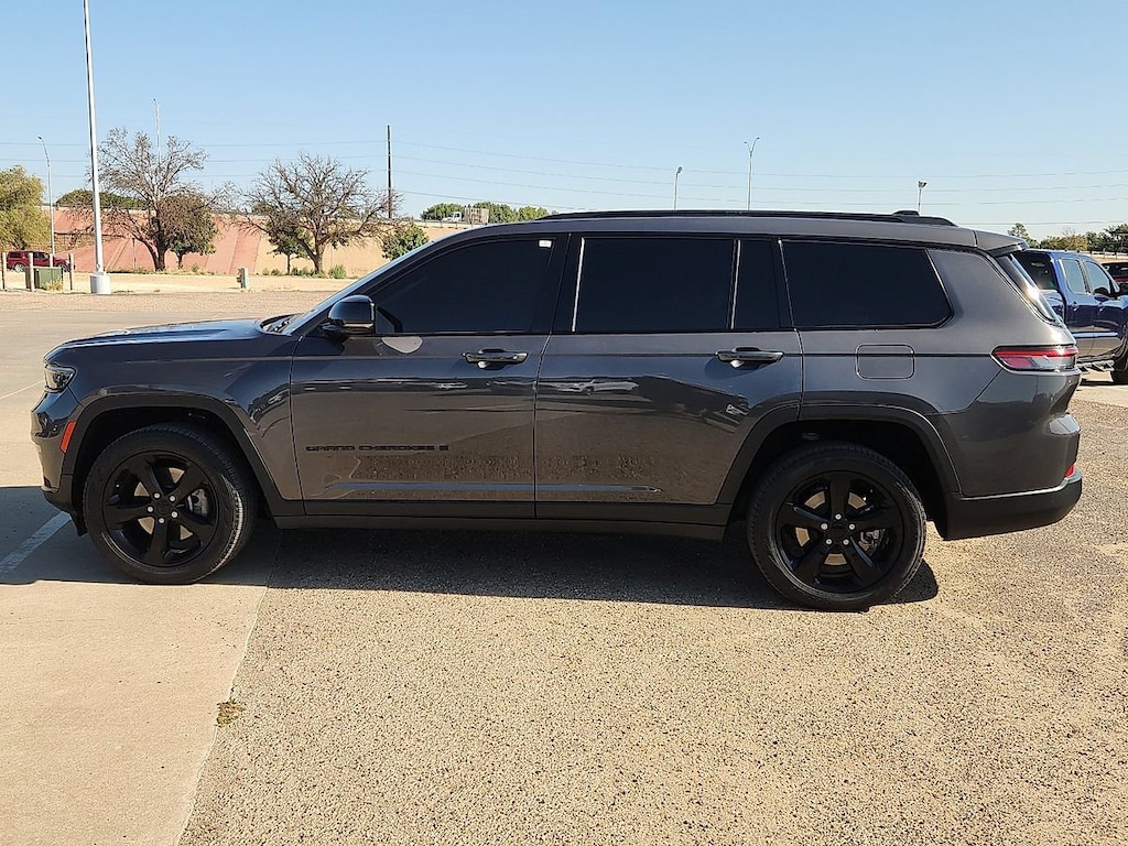 Used 2023 Jeep Grand Cherokee L Limited SUV