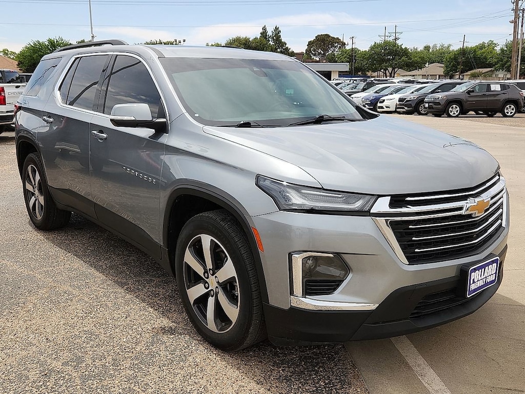 Used 2023 Chevrolet Traverse LT Leather SUV