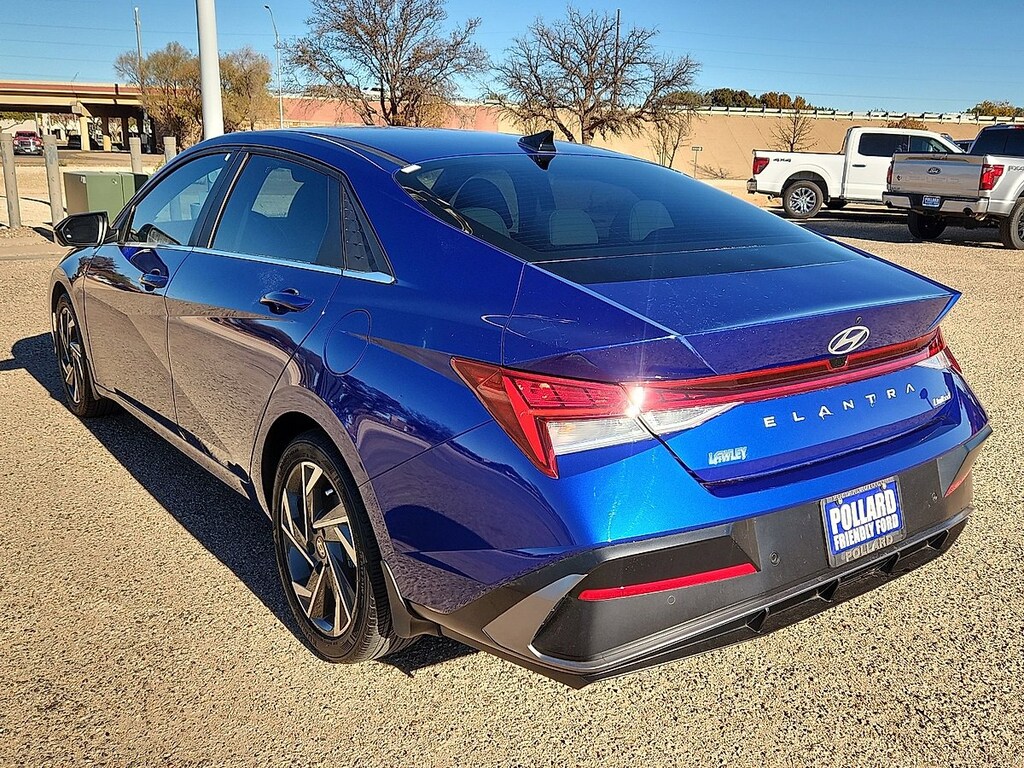 Used 2024 Hyundai Elantra Limited Sedan