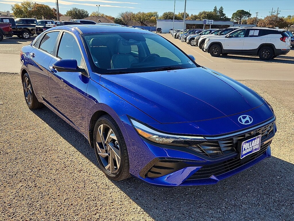 Used 2024 Hyundai Elantra Limited Sedan