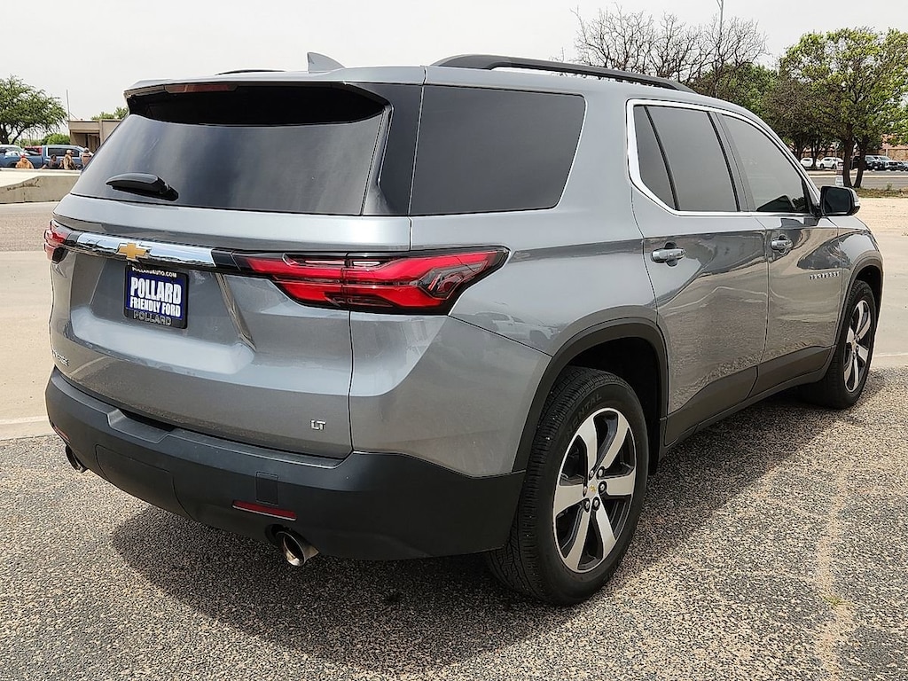Used 2023 Chevrolet Traverse LT Leather SUV