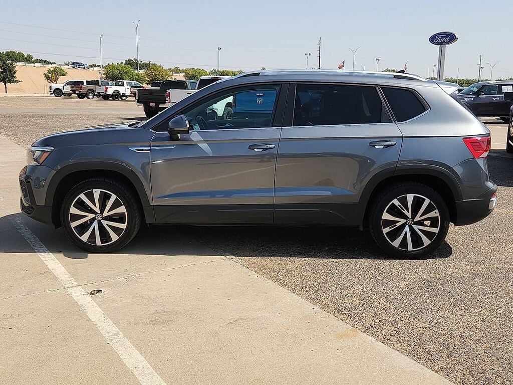 Used 2024 Volkswagen Taos 1.5T SE SUV