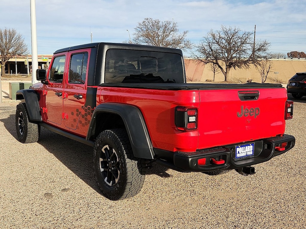 Used 2024 Jeep Gladiator Rubicon Truck Crew Cab