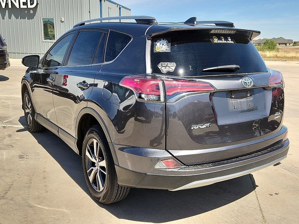 Used 2018 Toyota RAV4 SUV