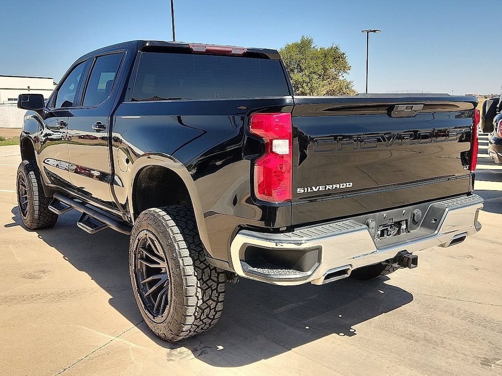 Used 2019 Chevrolet Silverado 1500 LT Truck Crew Cab