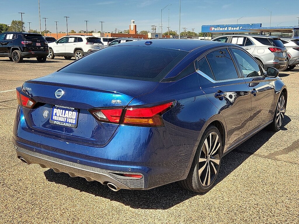 Used 2022 Nissan Altima 2.5 SR Sedan