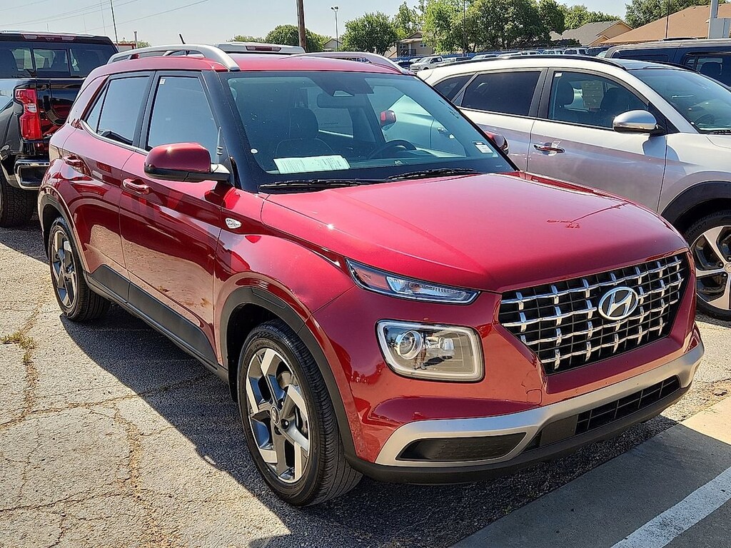 Used 2024 Hyundai Venue SUV