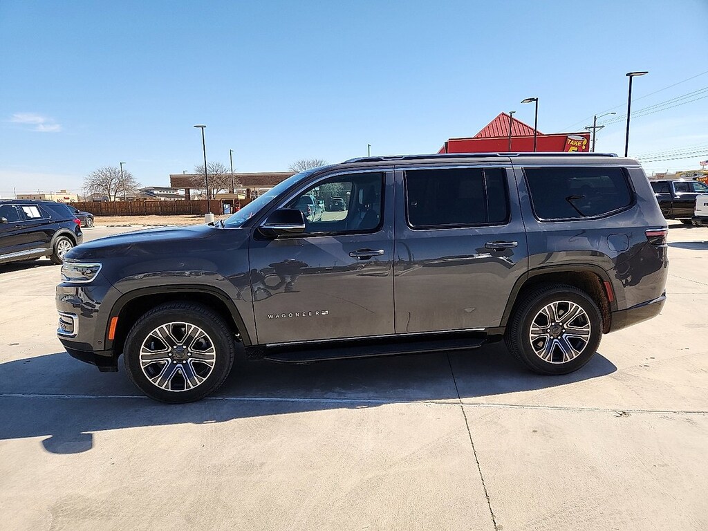 Used 2024 Jeep Wagoneer Series II SUV