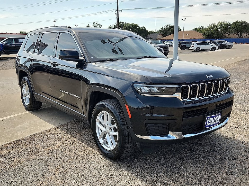 Used 2023 Jeep Grand Cherokee L Laredo SUV