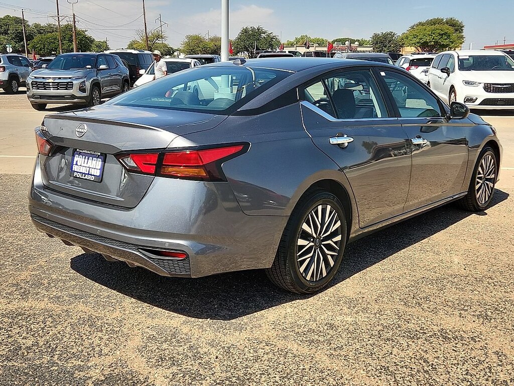 Used 2025 Nissan Altima SV Sedan