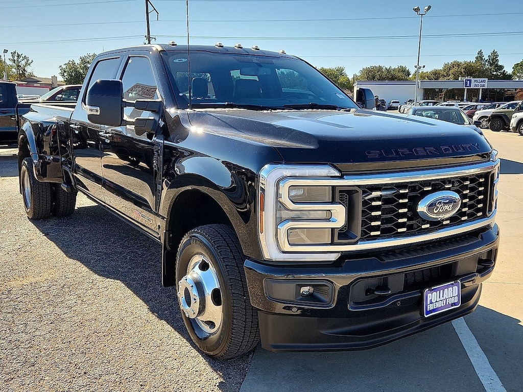 Used 2025 Ford F-350  Truck Crew Cab