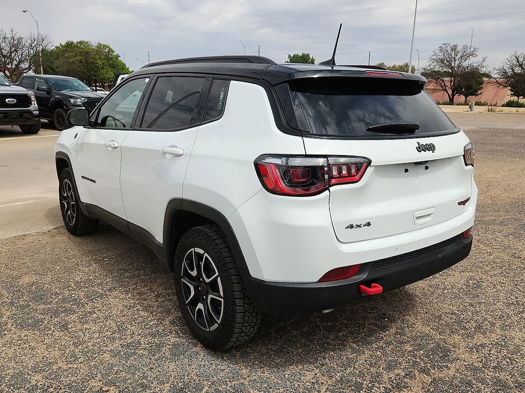 Used 2025 Jeep Compass Trailhawk SUV