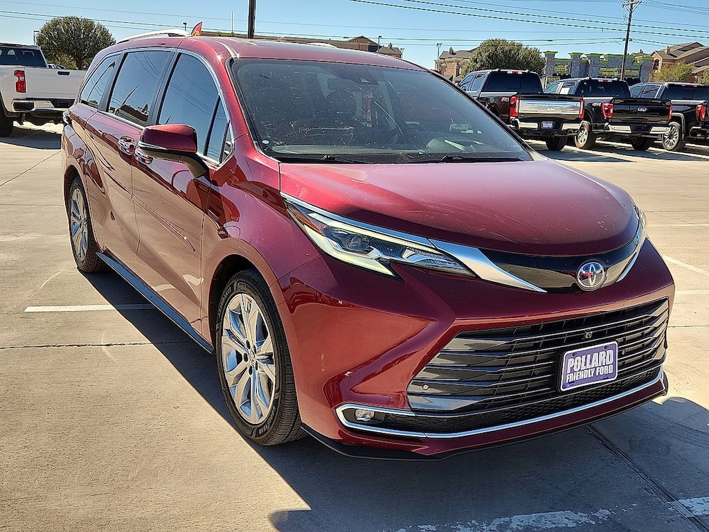 Used 2023 Toyota Sienna Platinum 7 Passenger Van Passenger Van