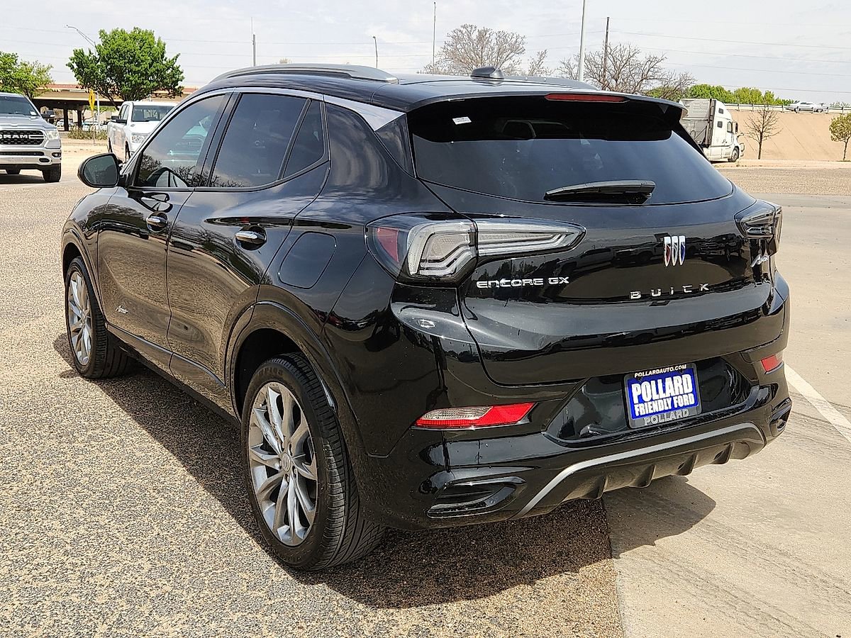 2024 Buick Encore GX Avenir - Photo 2