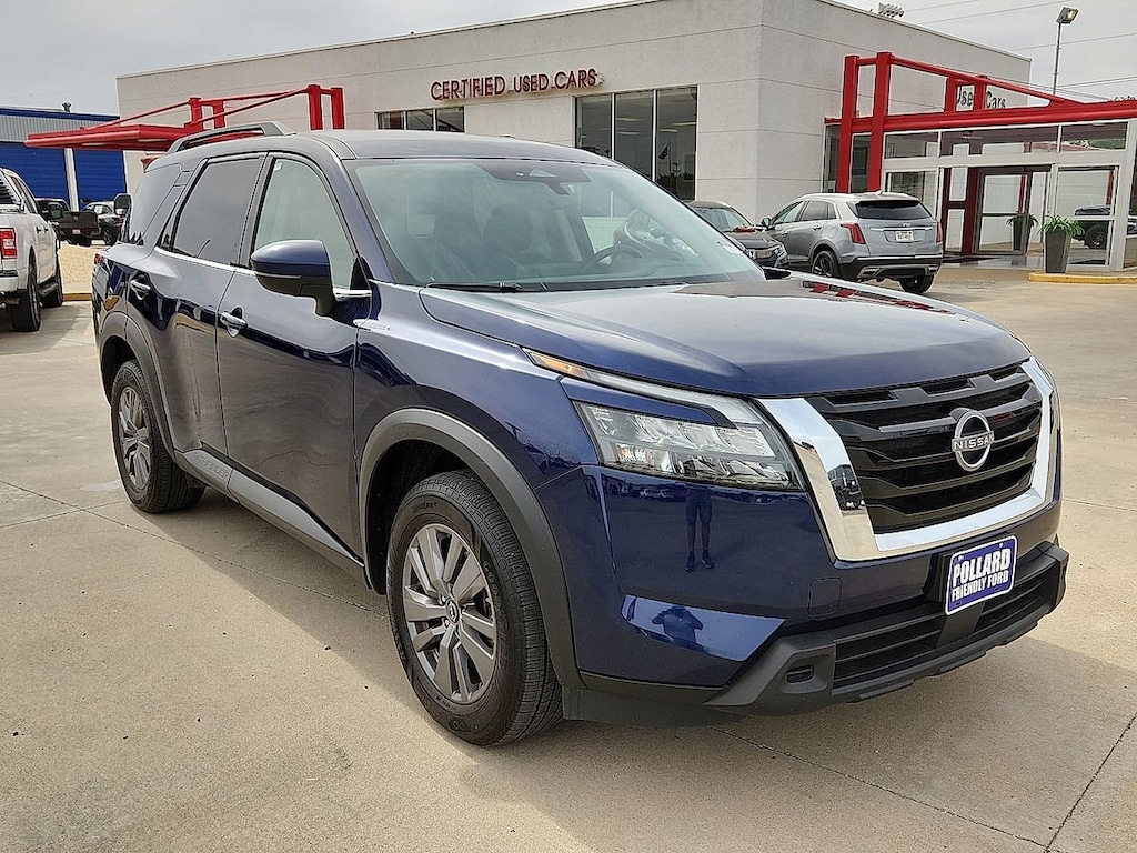 Certified 2025 Nissan Pathfinder SV SUV