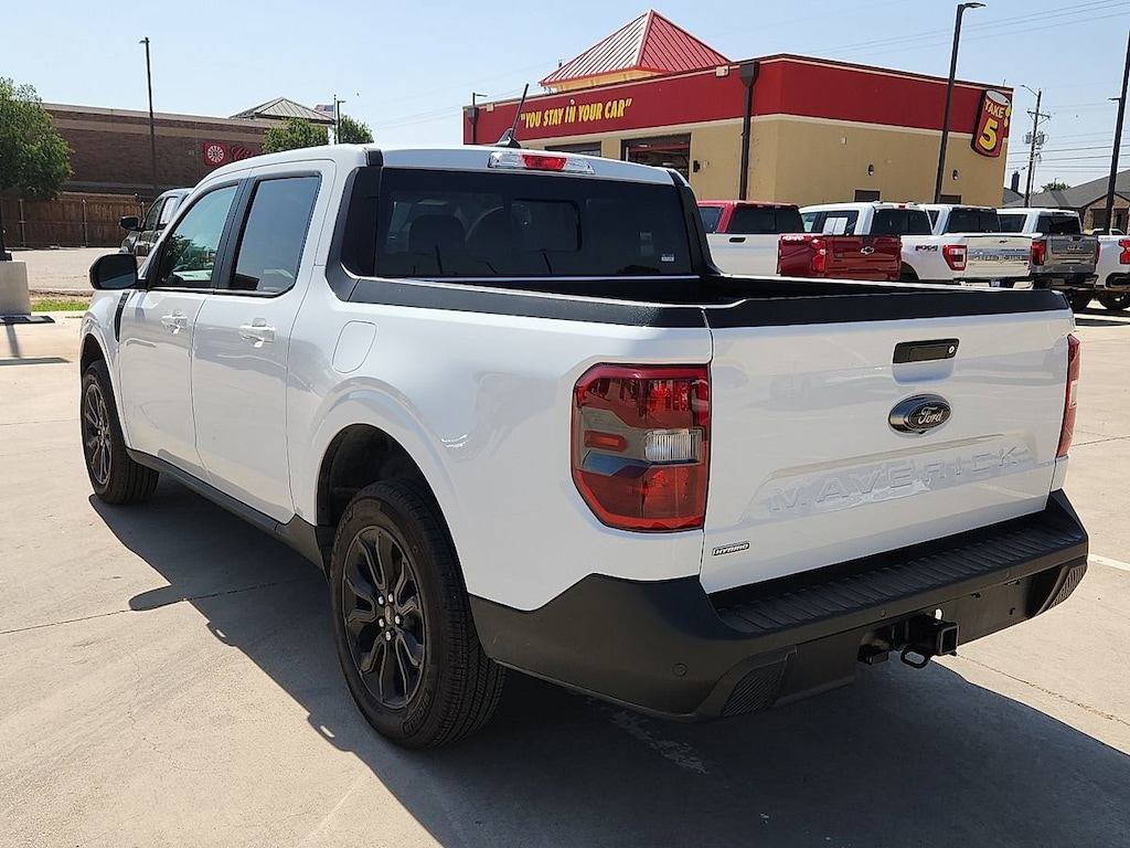 Used 2024 Ford Maverick Lariat Truck SuperCrew
