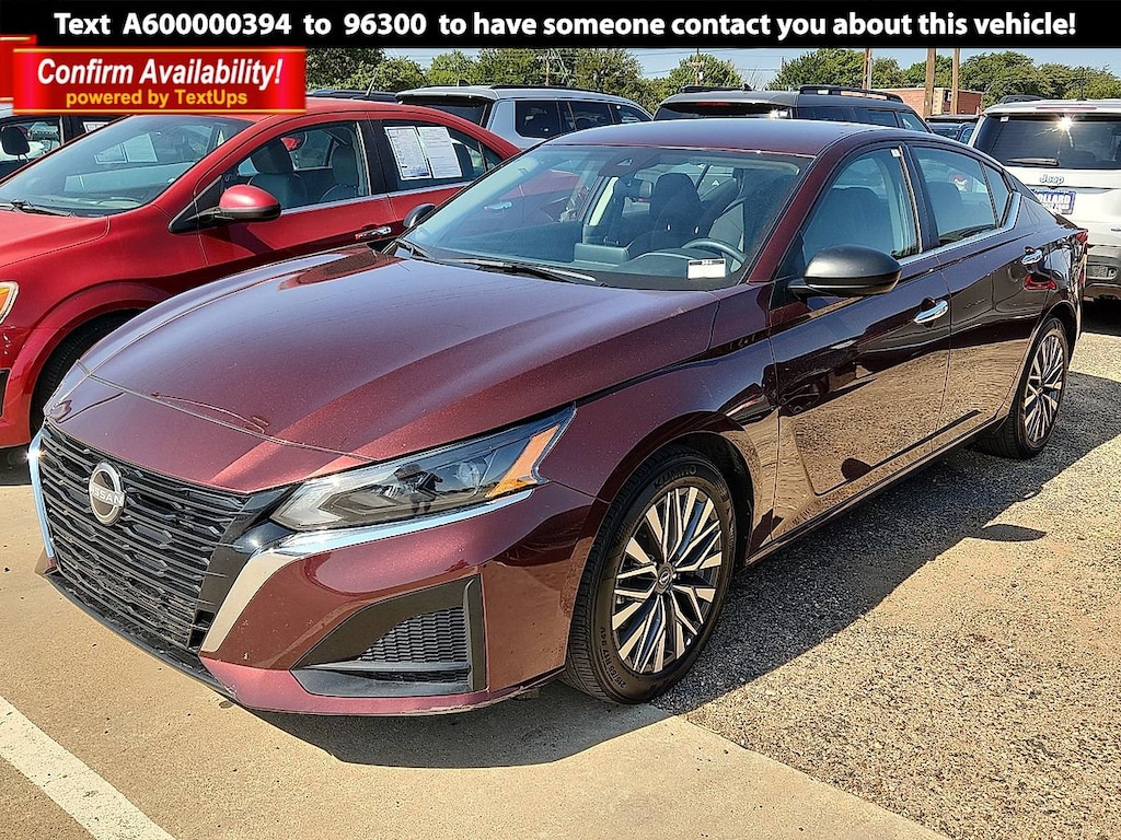 Used 2025 Nissan Altima SV Sedan