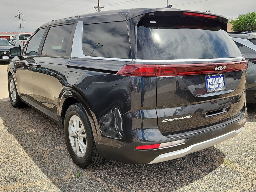 Used 2022 Kia Carnival LX MPV