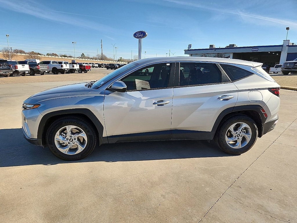Used 2024 Hyundai Tucson SE SUV