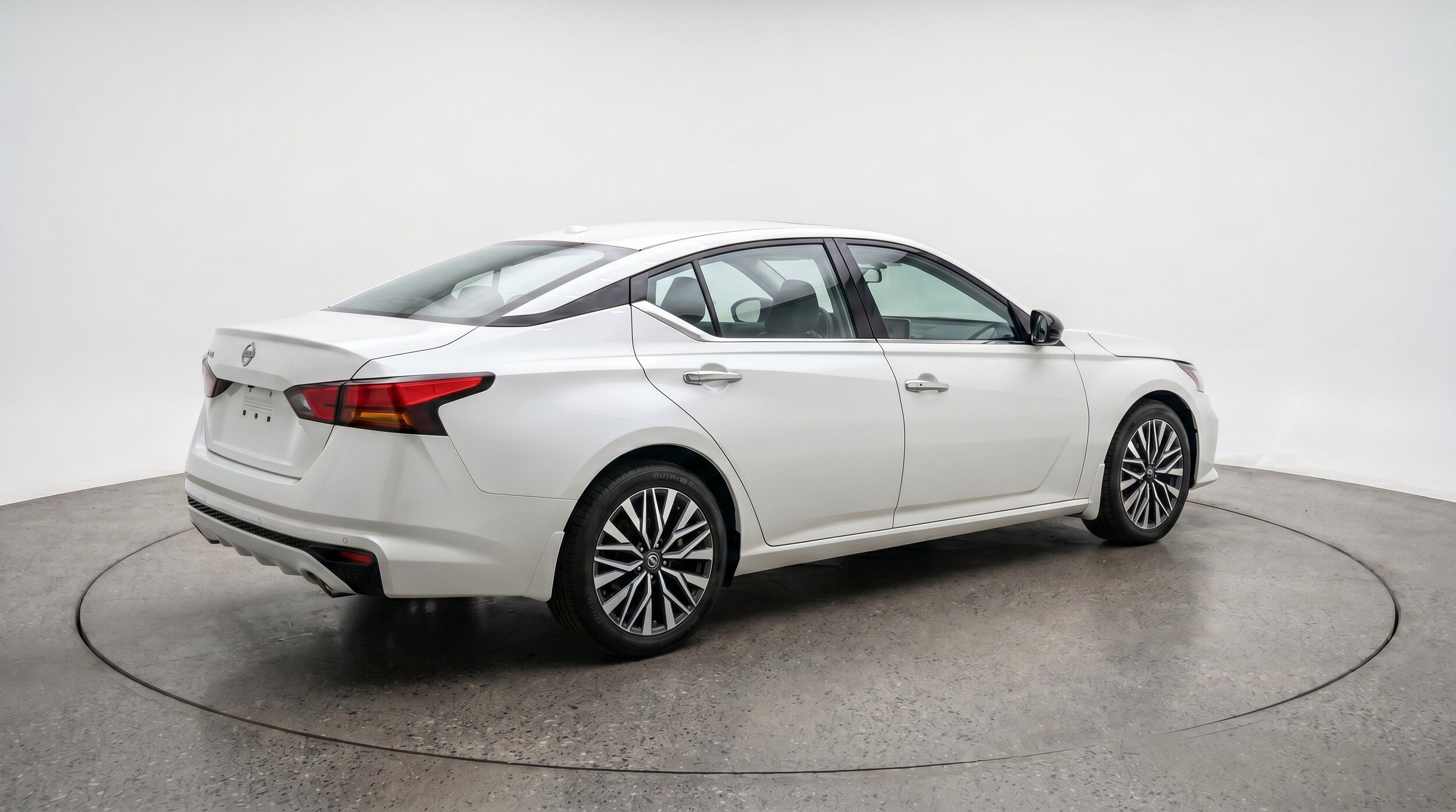Thumbnail: 2025 Nissan Altima - 9
