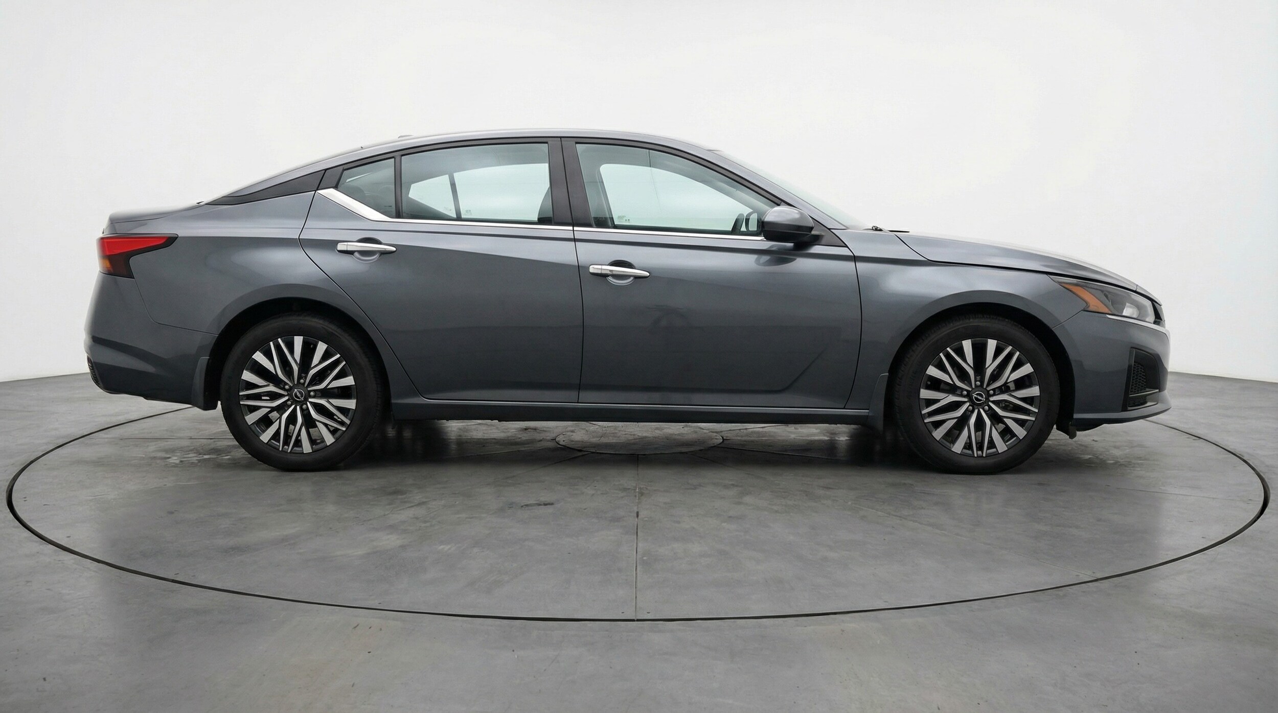 Thumbnail: 2025 Nissan Altima - 8