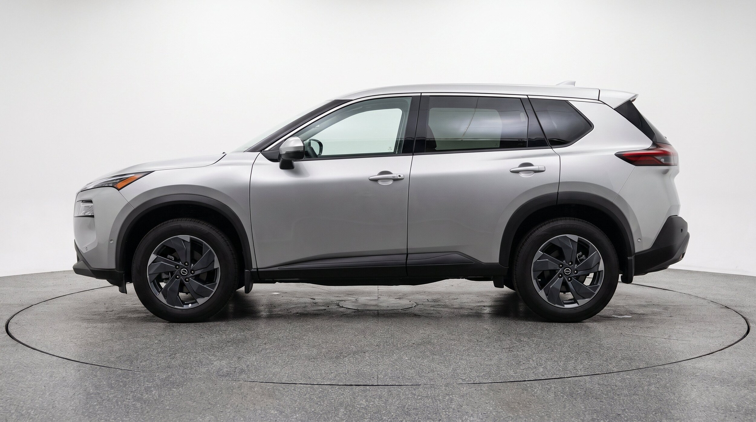 Thumbnail: 2025 Nissan Rogue - 5