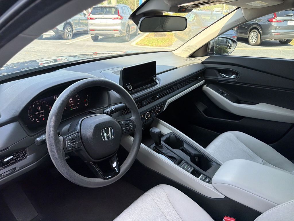 2024 Honda Accord EX - Photo 20