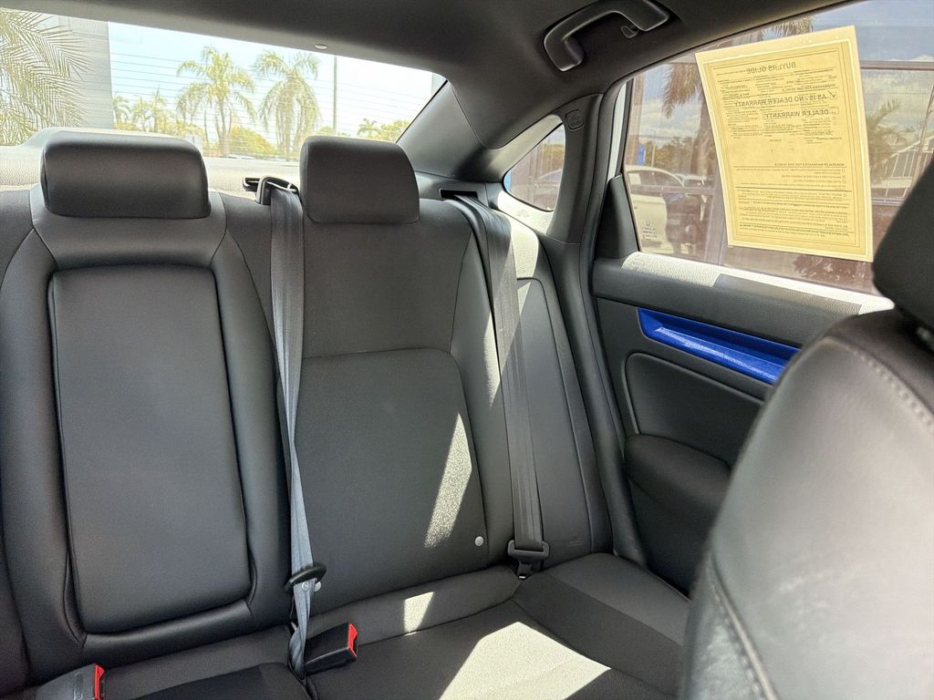 2025 Honda Civic Sport - Photo 15