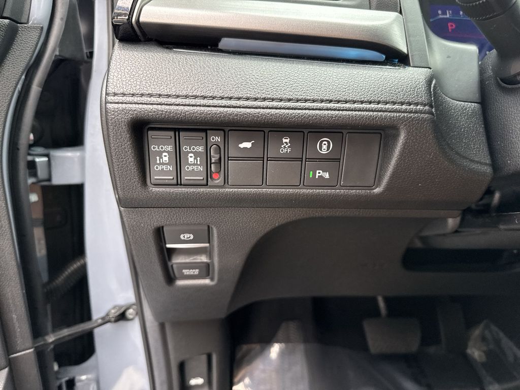 2024 Honda Odyssey Touring - Photo 52