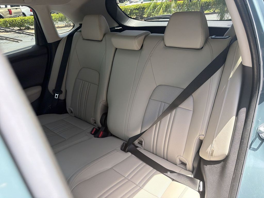 2024 Honda HR-V EX-L - Photo 20