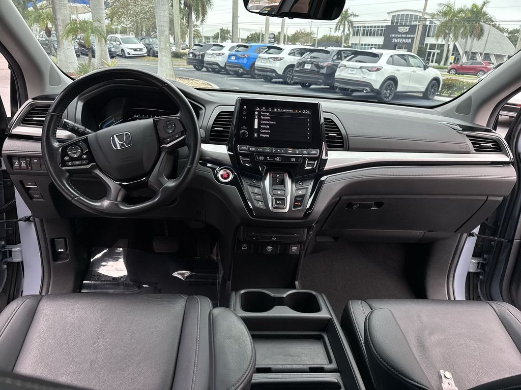 2024 Honda Odyssey Touring - Photo 32