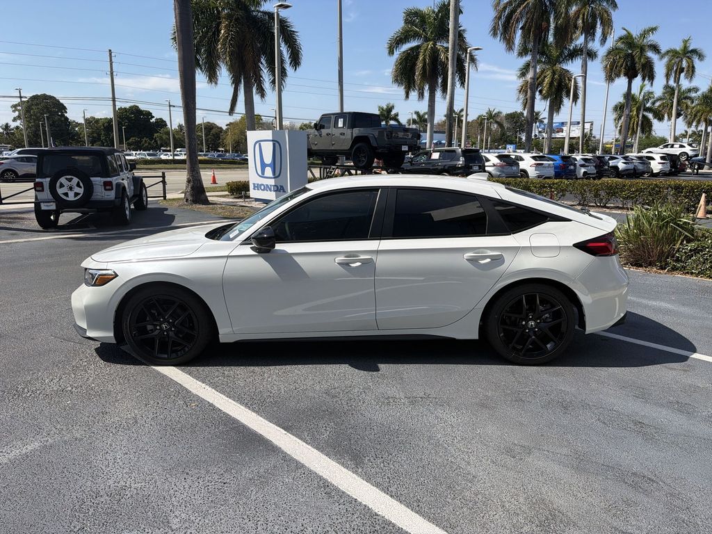 2025 Honda Civic Hatchback Sport - Photo 5
