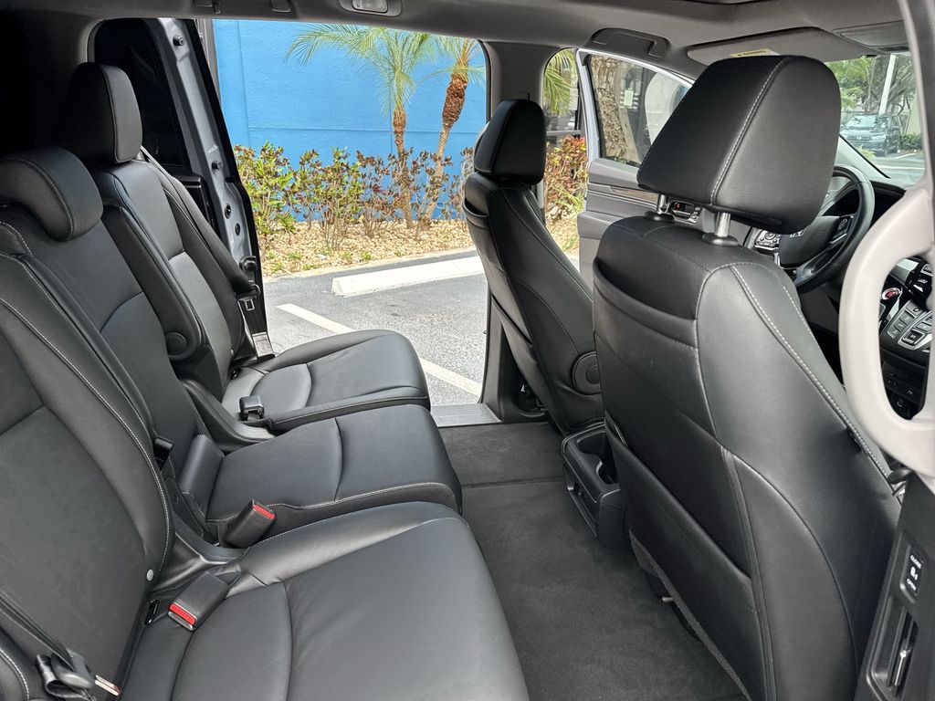 2024 Honda Odyssey Touring - Photo 29