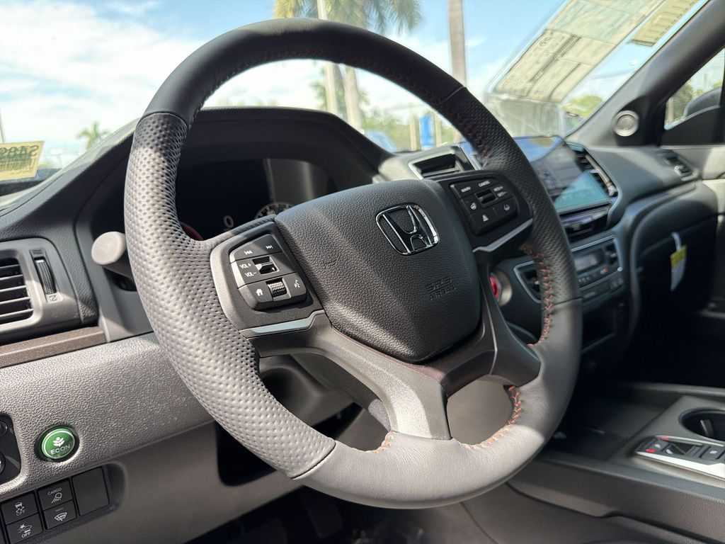 2025 Honda Ridgeline TrailSport - Photo 24