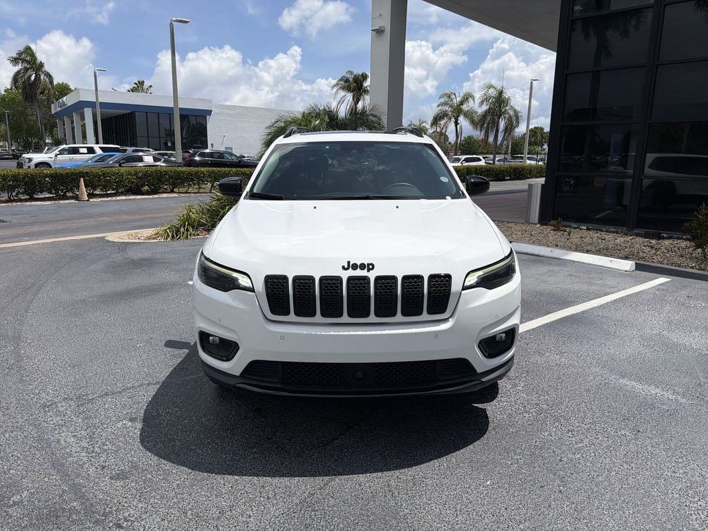 Used 2023 Jeep Cherokee Altitude SUV