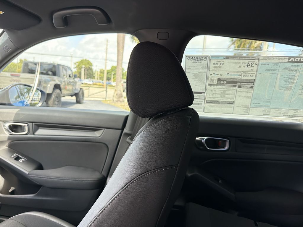 2025 Honda Civic Hatchback Sport - Photo 12